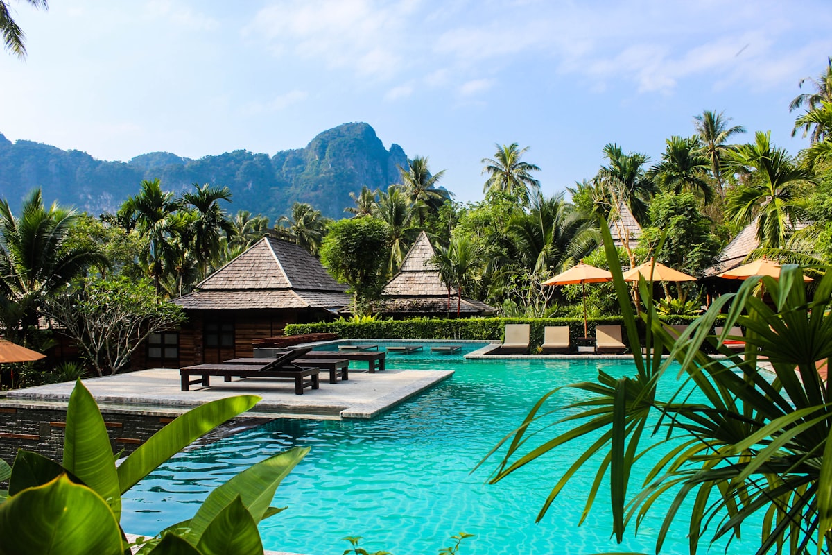 Guesthouses & Homestays